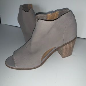 Lucky Brand Driftwood Keteera Open-Toe Booties